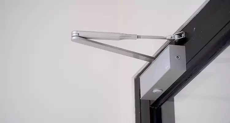 Screen Door Closer Repair in West Lealman, FL