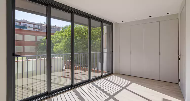 Balcony Sliding Glass Doors in West Lealman, FL